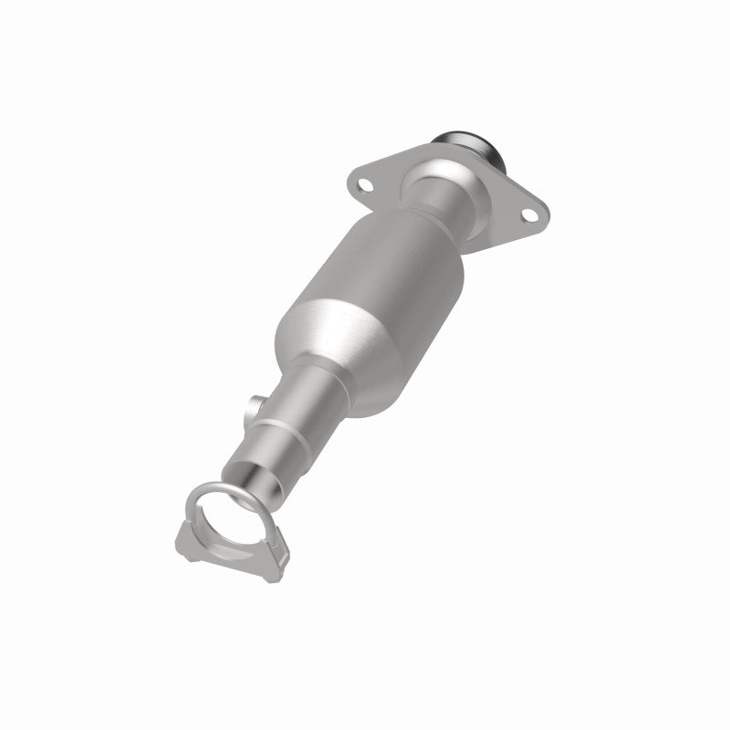 MagnaFlow OEM-Grade Direct-Fit Catalytic Converter - Toyota Prius 2001-2003 1.5L, view 4
