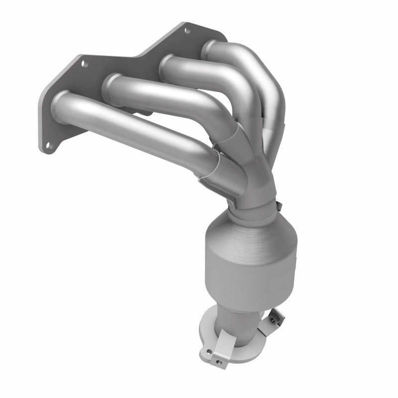 MagnaFlow OEM-Grade Direct-Fit Catalytic Converter - Toyota Highlander 2007 2.4L, view 3