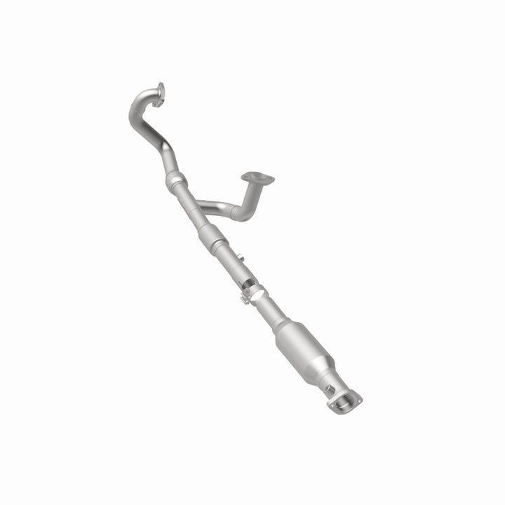 MagnaFlow OEM-Grade Direct-Fit Catalytic Converter - Saab 9-5 1999-2003 3.0L, view 2