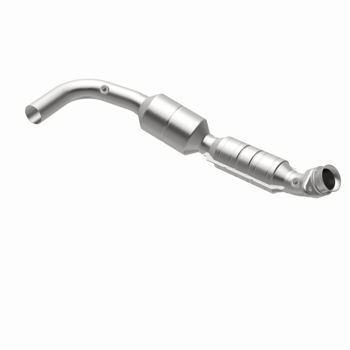 MagnaFlow OEM Grade Direct-Fit Catalytic Converter - Ford E-150 / E-250 4.6L 2005-2007 - Driver Side, 360 degree view