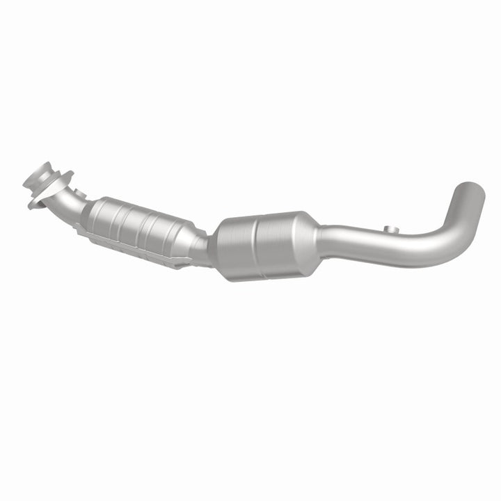 MagnaFlow OEM Grade Direct-Fit Catalytic Converter - Ford E-150 / E-250 4.6L 2005-2007 - Driver Side, 360 degree view