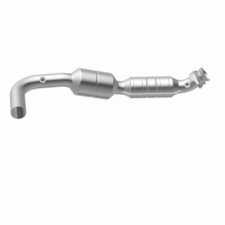 MagnaFlow OEM Grade Direct-Fit Catalytic Converter - Ford E-150 / E-250 4.6L 2005-2007 - Driver Side, 360 degree view