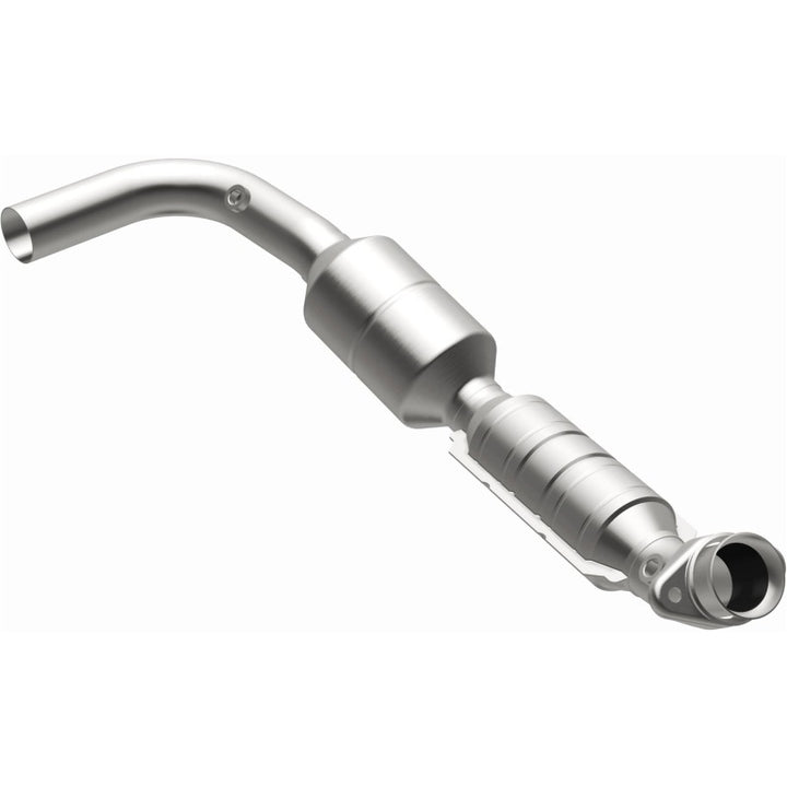 MagnaFlow OEM Grade Direct-Fit Catalytic Converter - Ford E-150 / E-250 4.6L 2005-2007 - Driver Side, view 5