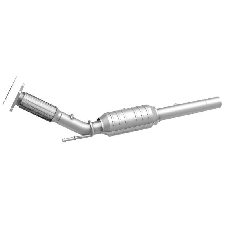 MagnaFlow OEM-Grade Direct-Fit Catalytic Converter - Volkswagen Beetle 2006-2010 2.5L, view 3