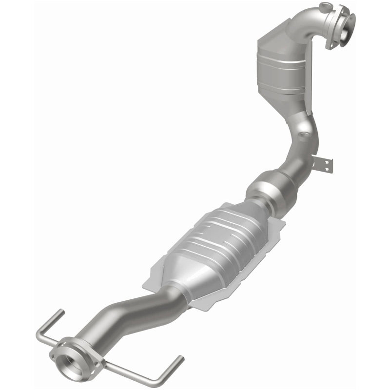 MagnaFlow OEM-Grade Direct-Fit Catalytic Converter - Saab 9-5 2000-2009 2.3L, view 4