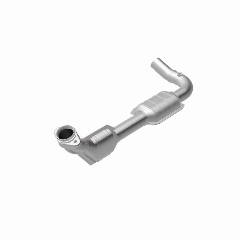 MagnaFlow OEM-Grade Direct-Fit Catalytic Converter - Ford E-150 E-250 Econoline 2000-2004 4.6L - Driver Side, view 11