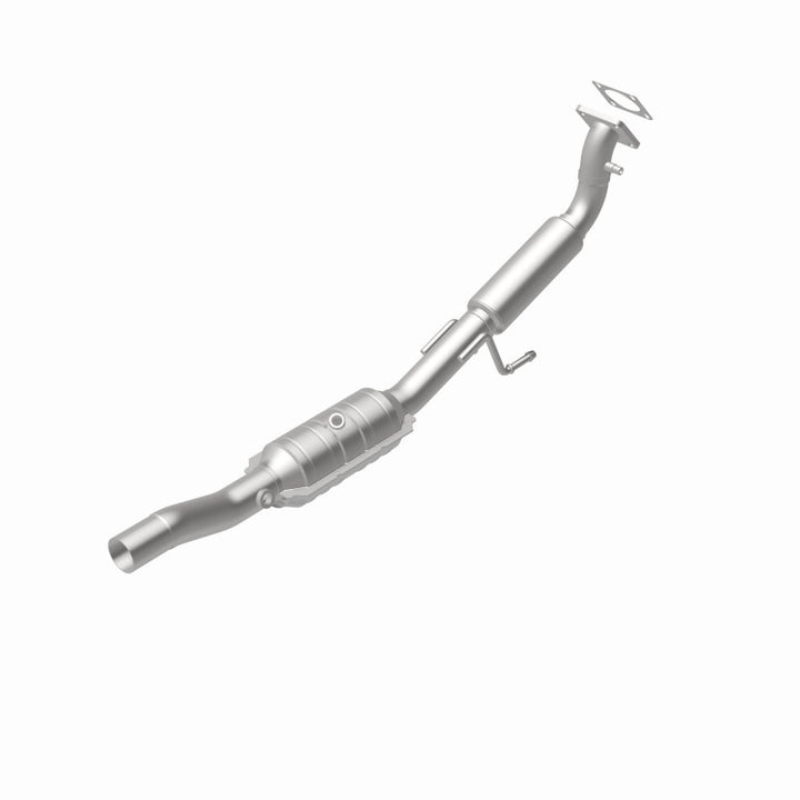 MagnaFlow OEM-Grade Direct-Fit Catalytic Converter - Volkswagen Jetta 2004-2005 2.0L, 360 degree view