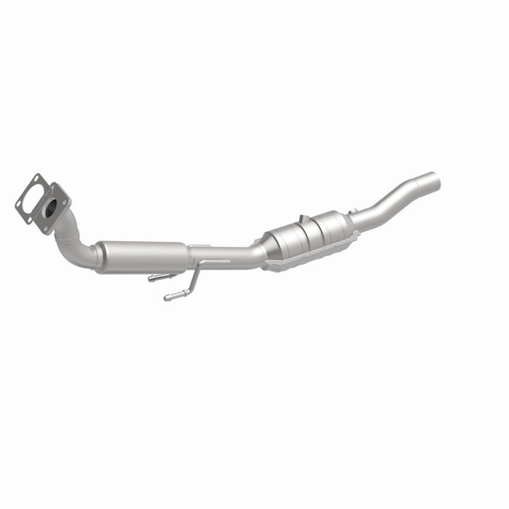 MagnaFlow OEM-Grade Direct-Fit Catalytic Converter - Volkswagen Jetta 2004-2005 2.0L, 360 degree view