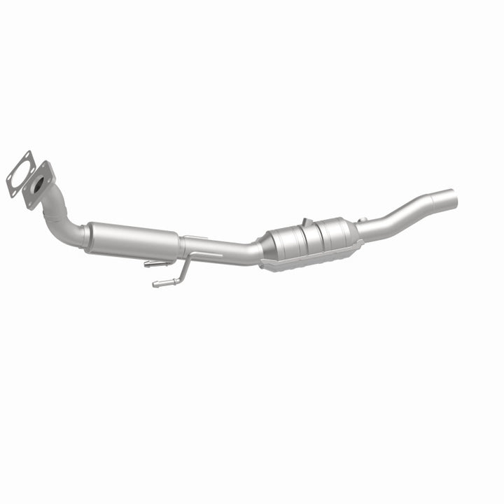 MagnaFlow OEM-Grade Direct-Fit Catalytic Converter - Volkswagen Jetta 2004-2005 2.0L, 360 degree view