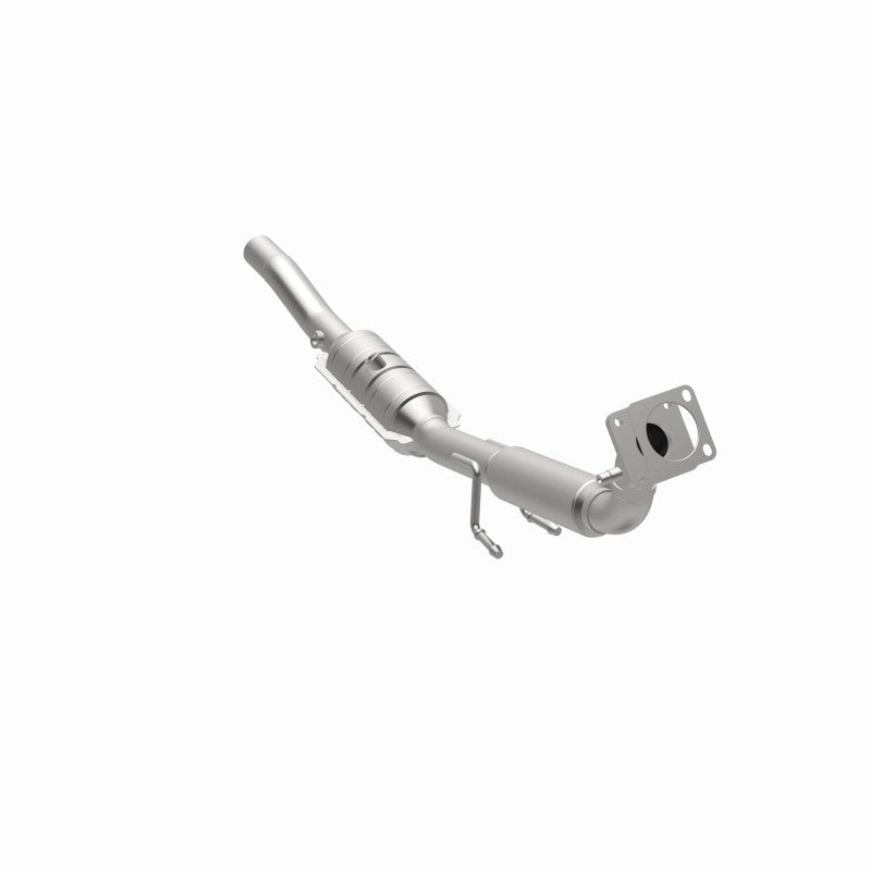 MagnaFlow OEM-Grade Direct-Fit Catalytic Converter - Volkswagen Jetta 2004-2005 2.0L, view 4