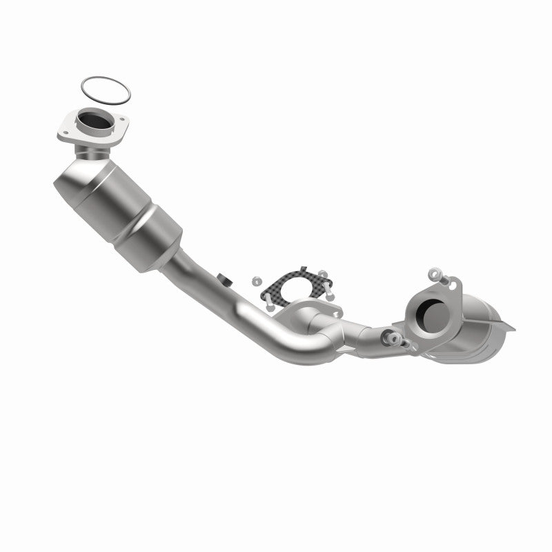 MagnaFlow OEM-Grade Direct-Fit Catalytic Converter - Ford Taurus Mercury Sable 2000-2007 3.0L, view 3