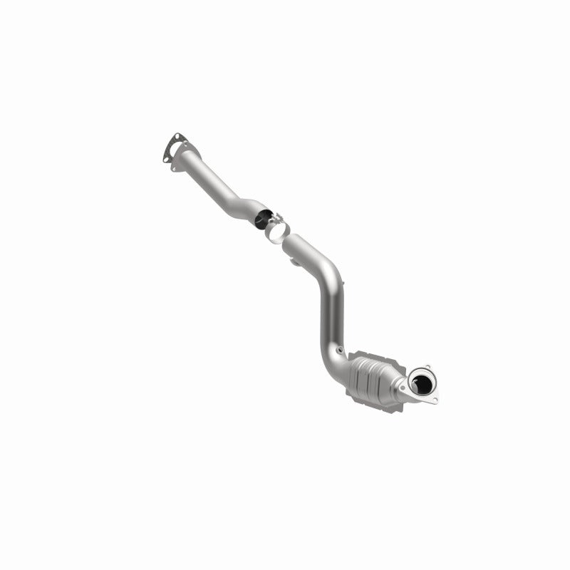 MagnaFlow OEM Grade Direct-Fit Catalytic Converter - Chevrolet Express / GMC Savana 4.8L 2006-2010 - Passenger Side, 360 degree view