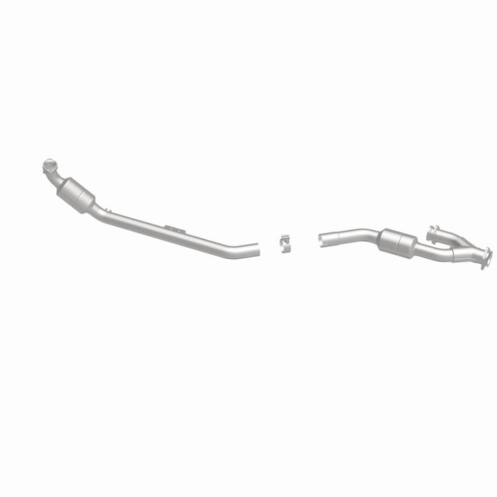 MagnaFlow OEM-Grade Direct-Fit Catalytic Converter - Mercedes-Benz CLK320 2003-2005 3.2L, 360 degree view