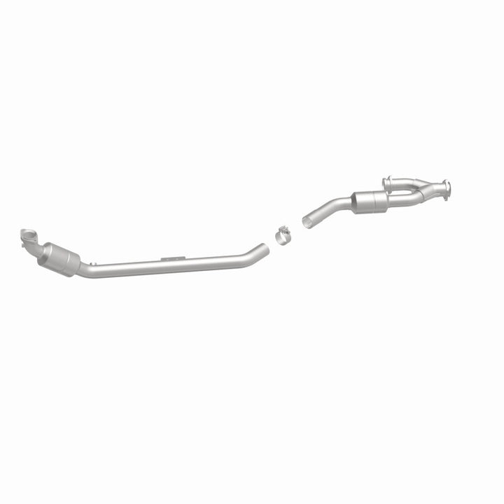 MagnaFlow OEM-Grade Direct-Fit Catalytic Converter - Mercedes-Benz CLK320 2003-2005 3.2L, 360 degree view