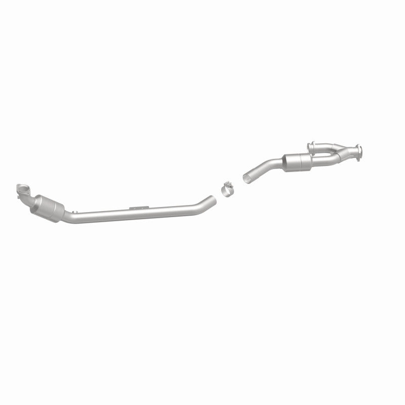 MagnaFlow OEM-Grade Direct-Fit Catalytic Converter - Mercedes-Benz CLK320 2003-2005 3.2L, 360 degree view