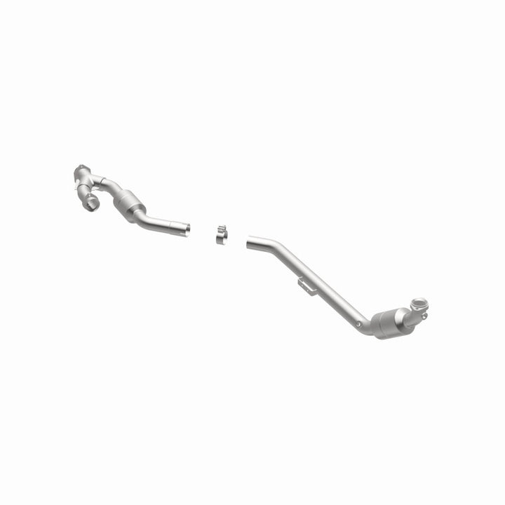 MagnaFlow OEM-Grade Direct-Fit Catalytic Converter - Mercedes-Benz CLK320 2003-2005 3.2L, 360 degree view