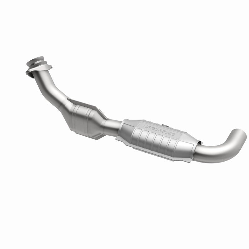 MagnaFlow OEM Grade Direct-Fit Catalytic Converter - Ford F-150 / F-150 Heritage 4.2L 2001-2004, 360 degree view