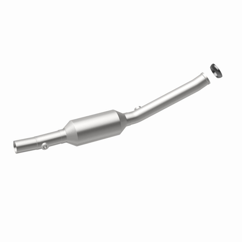 MagnaFlow OEM-Grade Direct-Fit Catalytic Converter - Toyota Echo / Scion xA 1.5L 2000-2006 (51821), 360 degree view