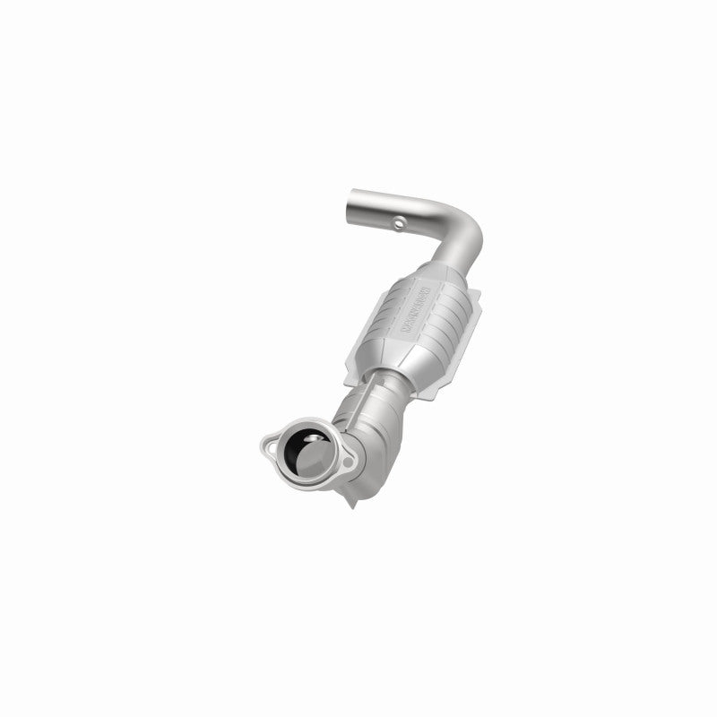 MagnaFlow OEM-Grade Direct-Fit Catalytic Converter - Ford F-150 1997-2000 5.4L, 360 degree view