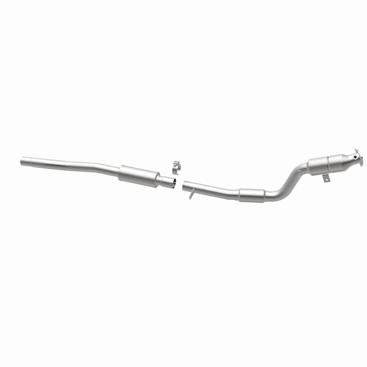 MagnaFlow OEM Grade Direct-Fit Catalytic Converter - Audi A8 Quattro 4.2L 2004-2006 - Driver Side, 360 degree view