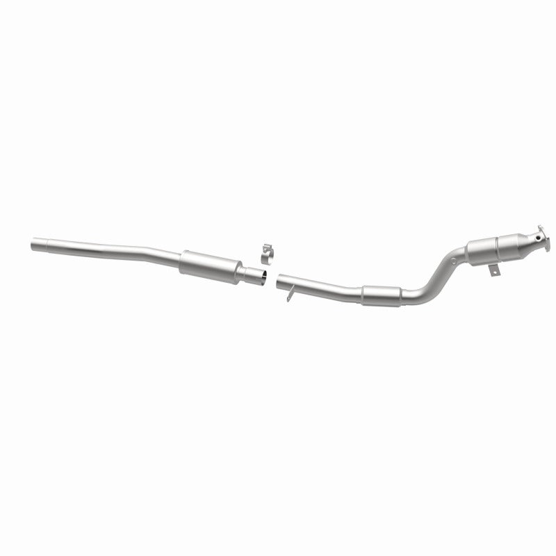 MagnaFlow OEM Grade Direct-Fit Catalytic Converter - Audi A8 Quattro 4.2L 2004-2006 - Driver Side, 360 degree view