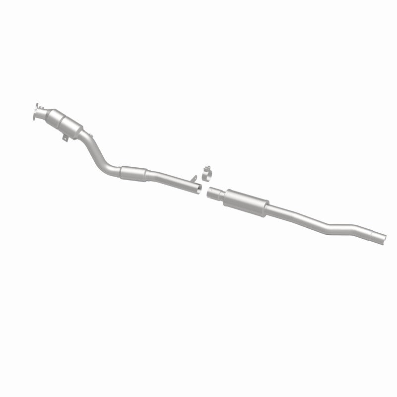 MagnaFlow OEM Grade Direct-Fit Catalytic Converter - Audi A8 Quattro 4.2L 2004-2006 - Driver Side, 360 degree view