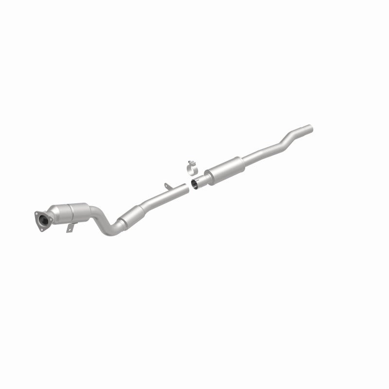 MagnaFlow OEM Grade Direct-Fit Catalytic Converter - Audi A8 Quattro 4.2L 2004-2006 - Driver Side, 360 degree view