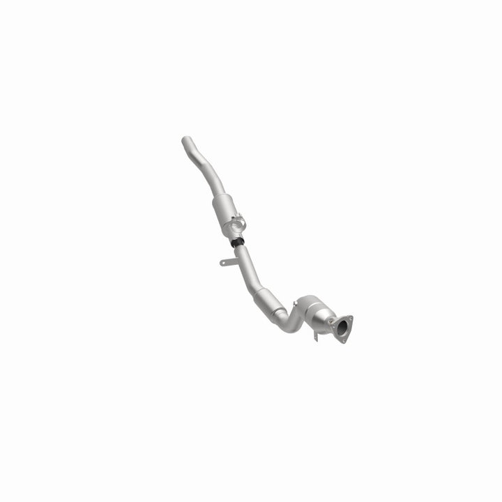 MagnaFlow OEM Grade Direct-Fit Catalytic Converter - Audi A8 Quattro 4.2L 2004-2006 - Driver Side, 360 degree view