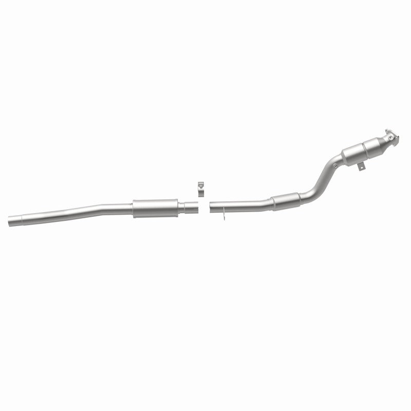 MagnaFlow OEM Grade Direct-Fit Catalytic Converter - Audi A8 Quattro 4.2L 2004-2006 - Driver Side, 360 degree view