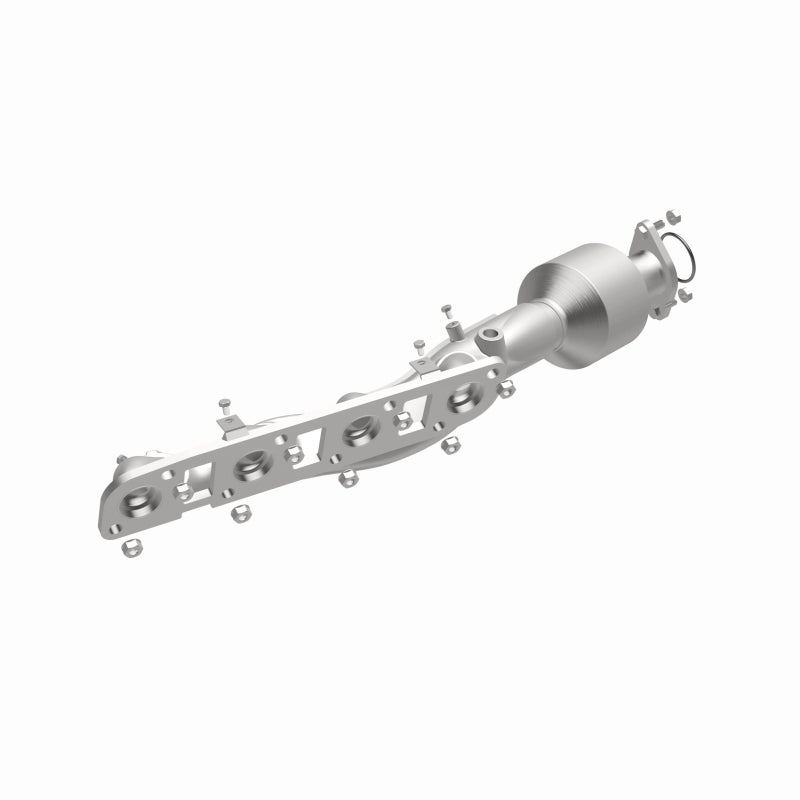 MagnaFlow OEM Grade Direct-Fit Manifold Catalytic Converter - Nissan Titan / Armada 2016-2022 - Left Side, 360 degree view