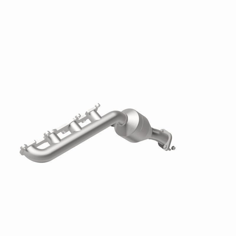 MagnaFlow OEM-Grade Direct-Fit Manifold Catalytic Converter - Toyota 4Runner / Lexus GX470 4.7L V8 2003-2005 - Driver Side, view 3