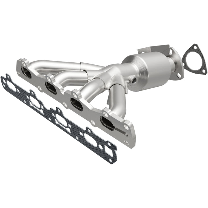 MagnaFlow OEM-Grade Direct-Fit Manifold Catalytic Converter - Chevrolet Malibu 2004-2010 2.4L, view 2