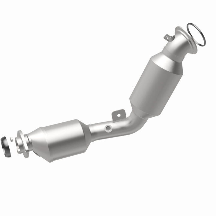 MagnaFlow OEM Grade Left Direct-Fit Catalytic Converter - Toyota Tundra / Sequoia 3.4L 2022-2025, 360 degree view