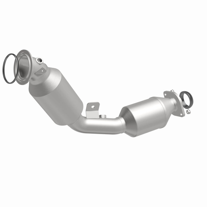 MagnaFlow OEM Grade Left Direct-Fit Catalytic Converter - Toyota Tundra / Sequoia 3.4L 2022-2025, 360 degree view