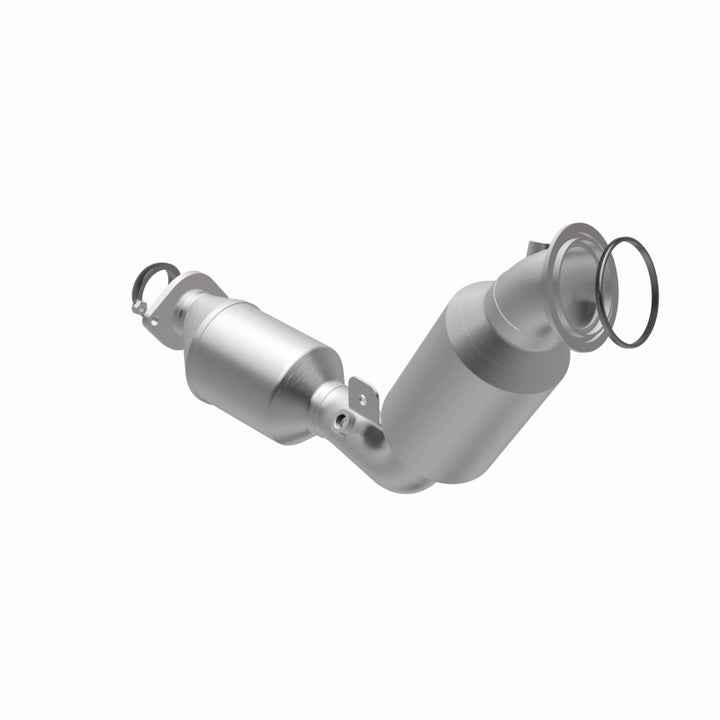 MagnaFlow OEM Grade Left Direct-Fit Catalytic Converter - Toyota Tundra / Sequoia 3.4L 2022-2025, 360 degree view