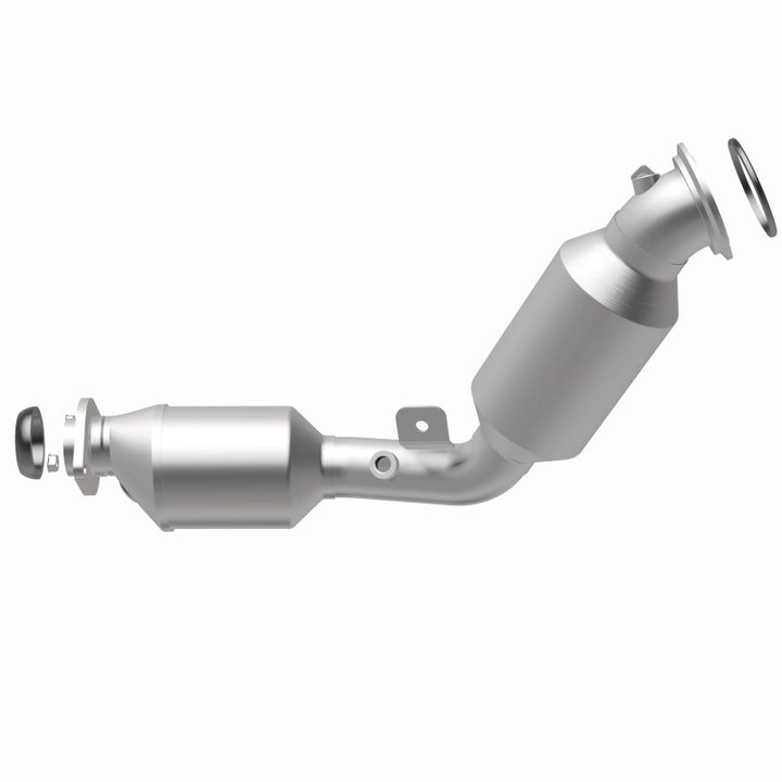 MagnaFlow OEM Grade Left Direct-Fit Catalytic Converter - Toyota Tundra / Sequoia 3.4L 2022-2025, 360 degree view