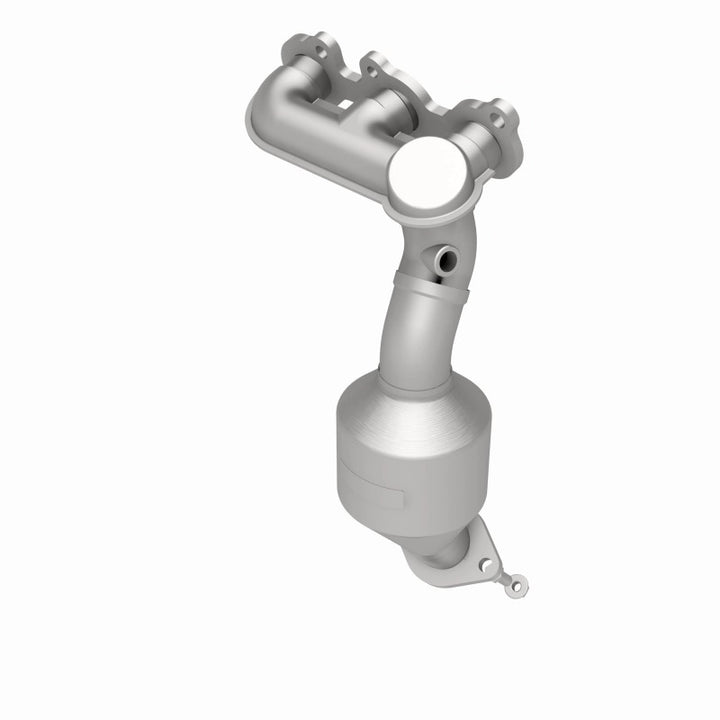 MagnaFlow OEM Grade Left Manifold Catalytic Converter - Toyota Highlander / Sienna 3.3L 2004-2010 - 51540, 360 degree view