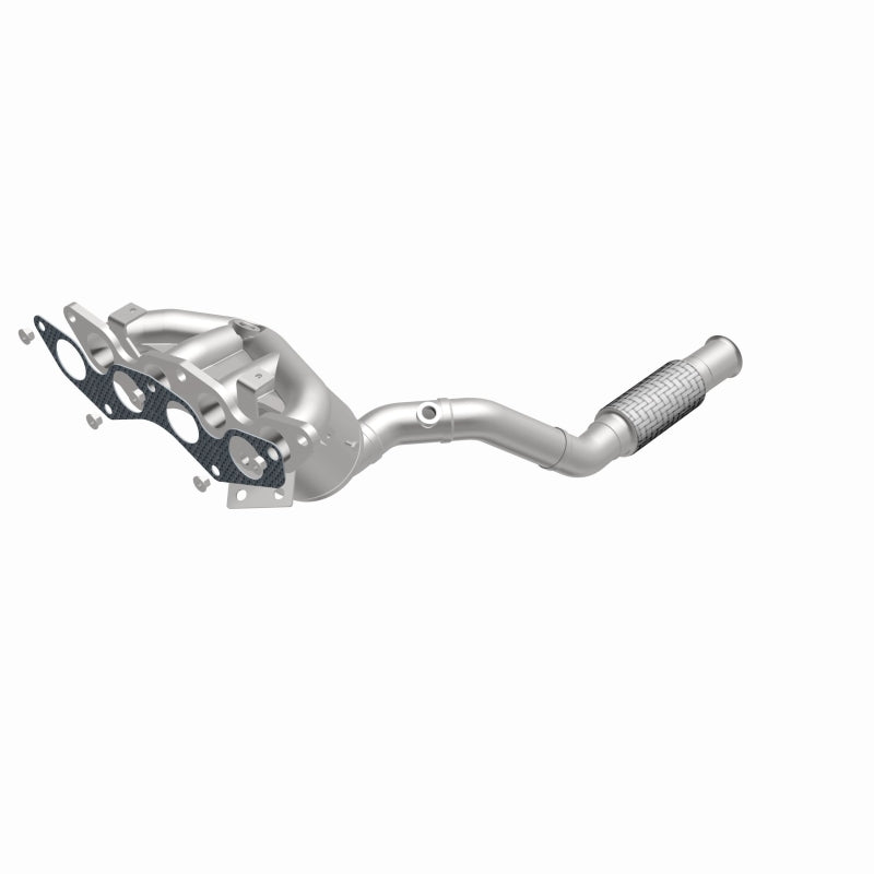 MagnaFlow OEM Grade Manifold Catalytic Converter - Ford EcoSport 2018-2022, 360 degree view