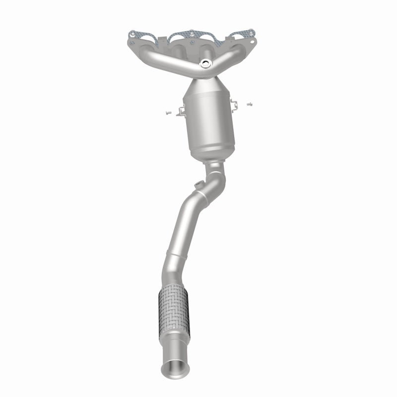 MagnaFlow OEM Grade Manifold Catalytic Converter - Ford EcoSport 2018-2022, 360 degree view