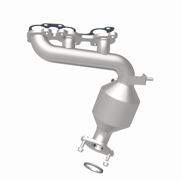 MagnaFlow OEM Grade Manifold Catalytic Converter - Toyota Highlander / Sienna 3.3L 2004-2007, 360 degree view