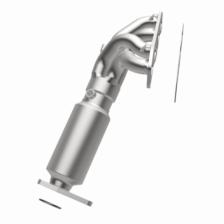 MagnaFlow OEM Grade Manifold Catalytic Converter - Nissan Frontier / Suzuki Equator 2.5L 2005-2019 - 51596, 360 degree view