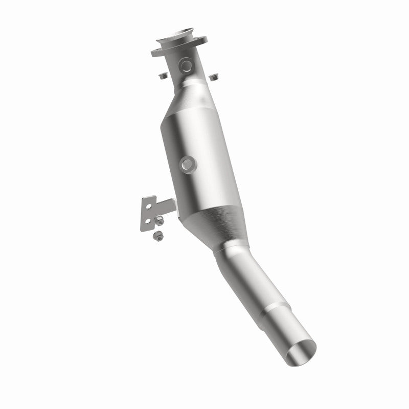 MagnaFlow OEM Grade Primary Direct-Fit Catalytic Converter - Mercedes-Benz E400 2015-2017, 360 degree view