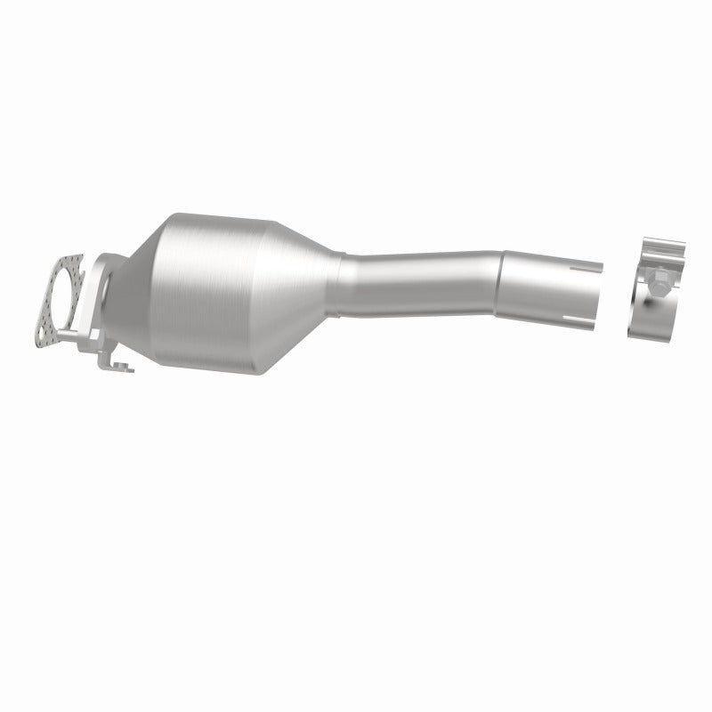MagnaFlow OEM Grade Rear Catalytic Converter - Ford Transit Connect 2.0L 2010-2013 - 52270, 360 degree view