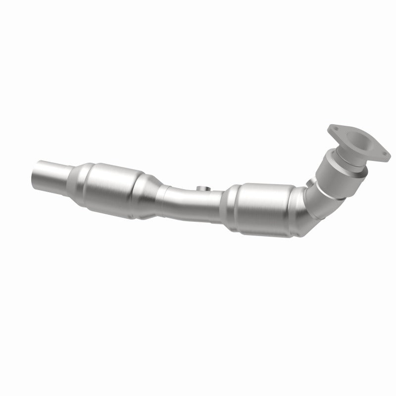 MagnaFlow OEM Grade Right Direct-Fit Catalytic Converter - Chevrolet Camaro 6.2L 2010-2015, 360 degree view