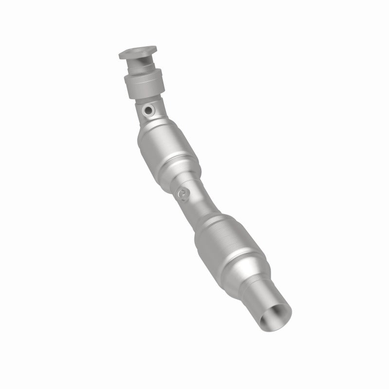 MagnaFlow OEM Grade Right Direct-Fit Catalytic Converter - Chevrolet Camaro 6.2L 2010-2015, 360 degree view