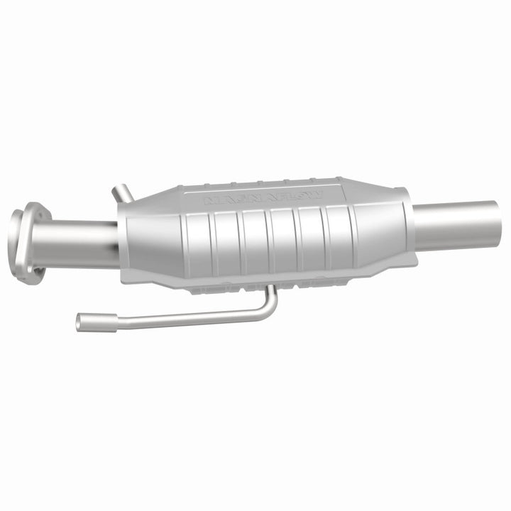 MagnaFlow Standard-Grade Direct-Fit Catalytic Converter - Ford Escort / EXP 1983-1990, view 4
