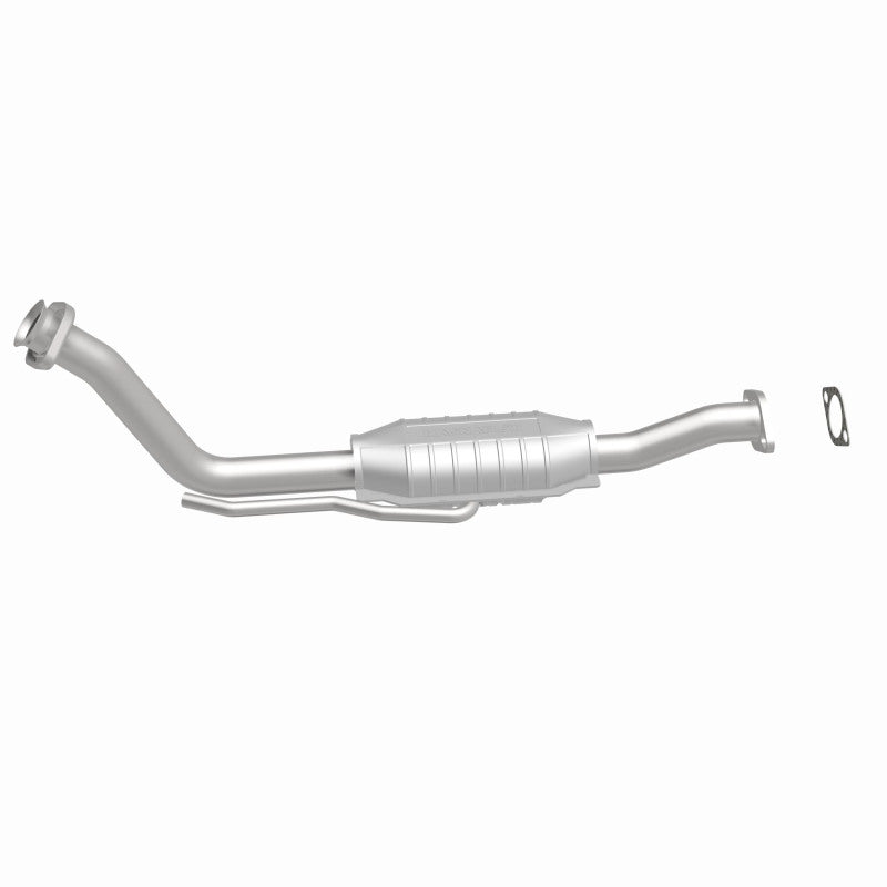 MagnaFlow Standard-Grade Direct-Fit Catalytic Converter - Lincoln Town Car / Mark VI / Ford LTD / Mercury Grand Marquis 1981-1985, 360 degree view