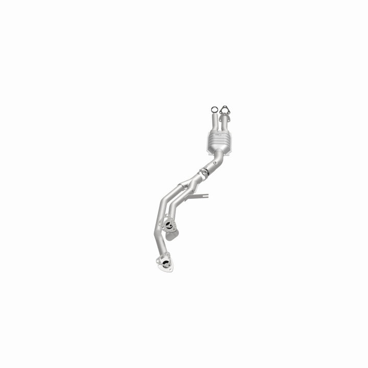 MagnaFlow Standard Grade Direct-Fit Catalytic Converter - BMW 735i 1985-1988 3.5L, view 4