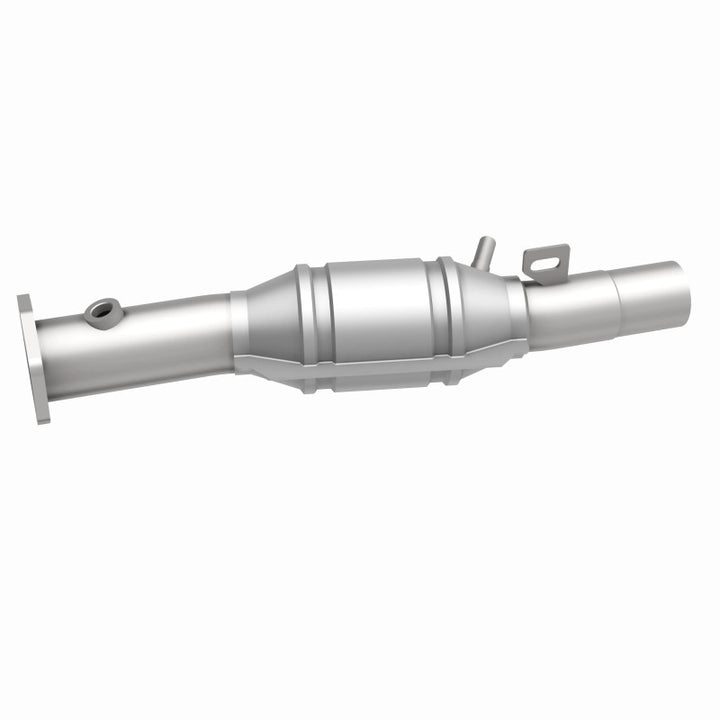 MagnaFlow Standard Grade Direct-Fit Catalytic Converter - Volkswagen Jetta 1994-1995 2.8L, view 3