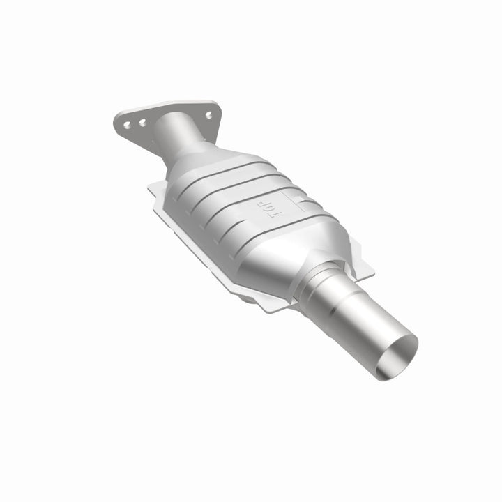 MagnaFlow Standard-Grade Direct-Fit Catalytic Converter - Chevrolet El Camino / Monte Carlo 1978-1983, 360 degree view